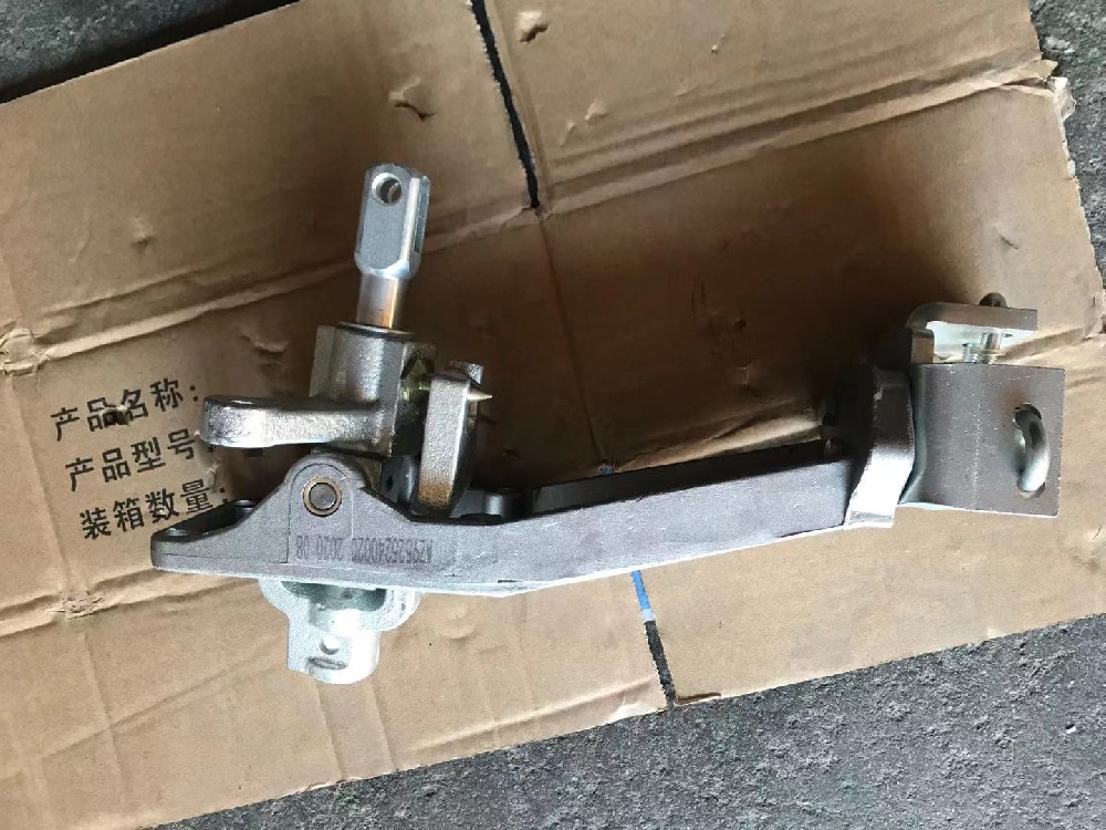 操縱機(jī)構(gòu) 操縱機(jī)構(gòu)